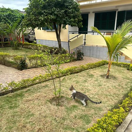 J Nova Lda Lägenhet Sao Tome Exteriör bild