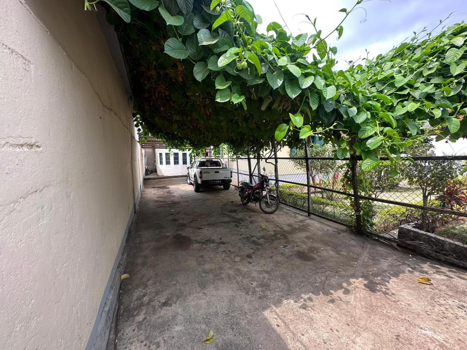 J Nova Lda Lägenhet Sao Tome Exteriör bild